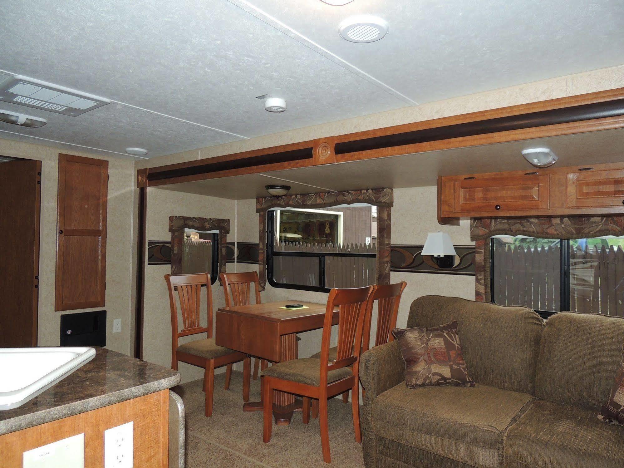 Lake George Escape - Campground Warrensburg Exterior photo