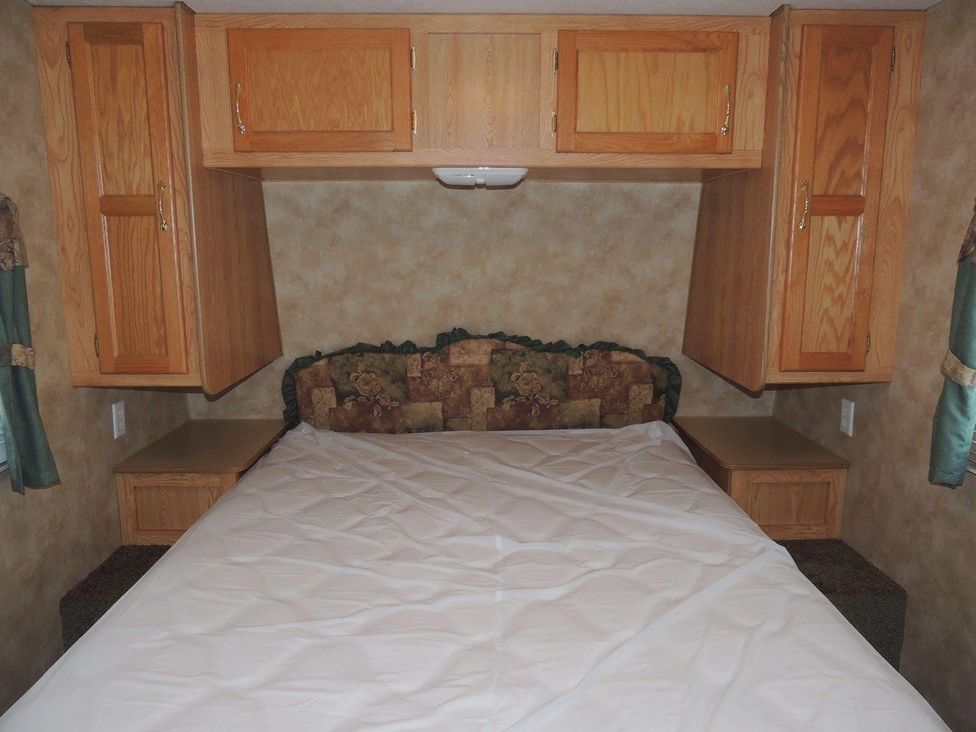 Lake George Escape - Campground Warrensburg Exterior photo